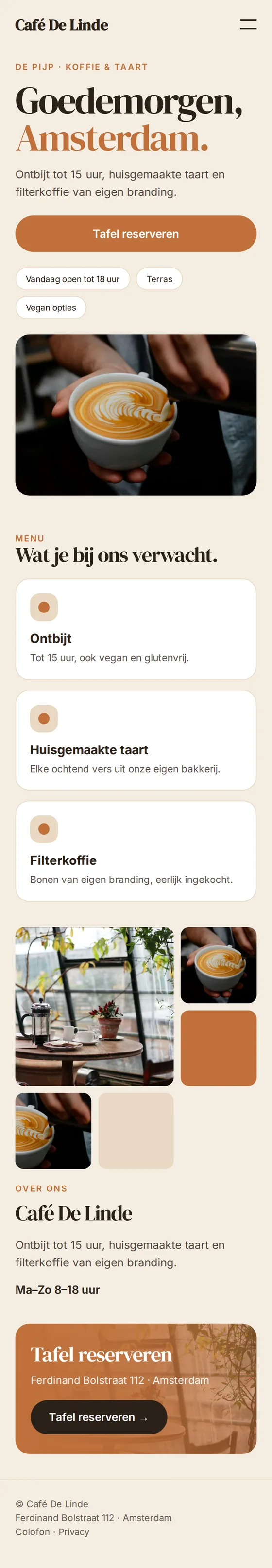 Mobiele weergave van de voorbeeldwebsite voor koffiebars en lunchrooms